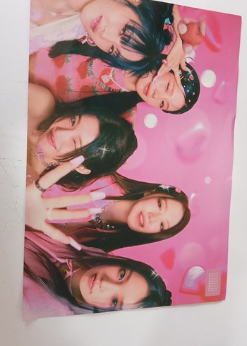 gidle karton foto