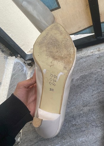 Bej Toka Detaylı İnce Topuklu Kadın Ayakkabı - Görsel 2