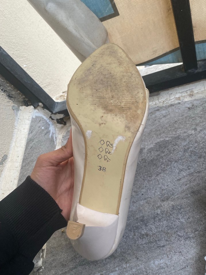 Bej Toka Detaylı İnce Topuklu Kadın Ayakkabı - Görsel 2