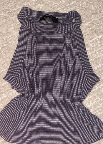 V Yaka, Kolsuz, Örgü Kadın crop