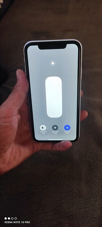 İPhone XR yd 4 ay e sim süresi var 128 gb full orijinal küçük ça