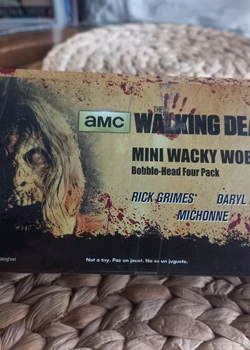 The Walking Dead Karakter Figür Seti - Görsel 4