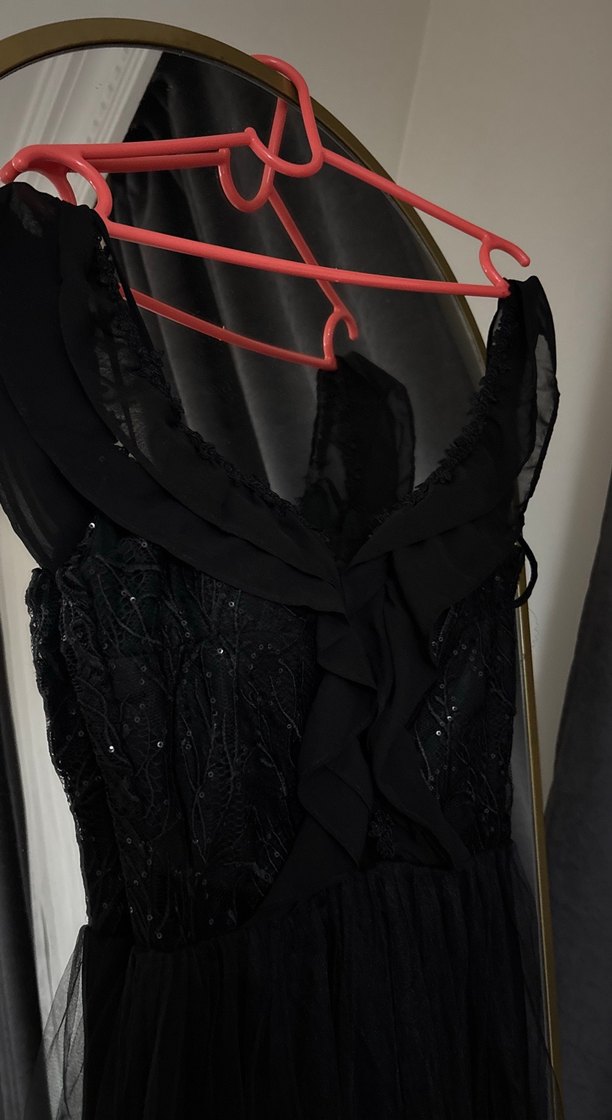 Siyah Gotik Nakışlı Uzun Abiye Elbise - Görsel 4