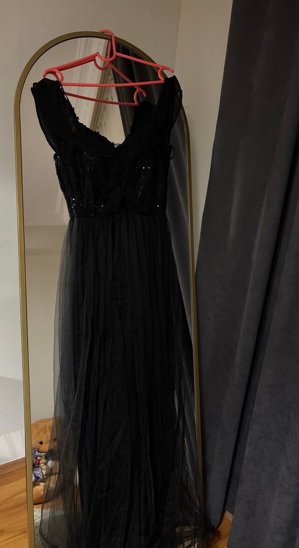 Siyah Gotik Nakışlı Uzun Abiye Elbise - Görsel 3