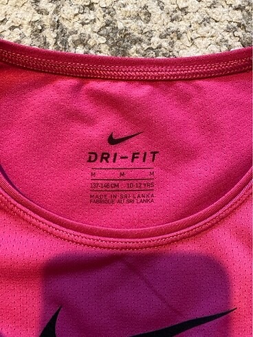 m Beden Nike original t-shirt çocuk