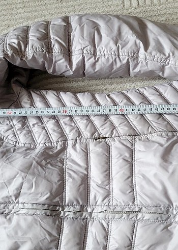 Guess Kürk Detaylı Gri Kaz Tüyü Kadın Kışlık Mont - Görsel 8