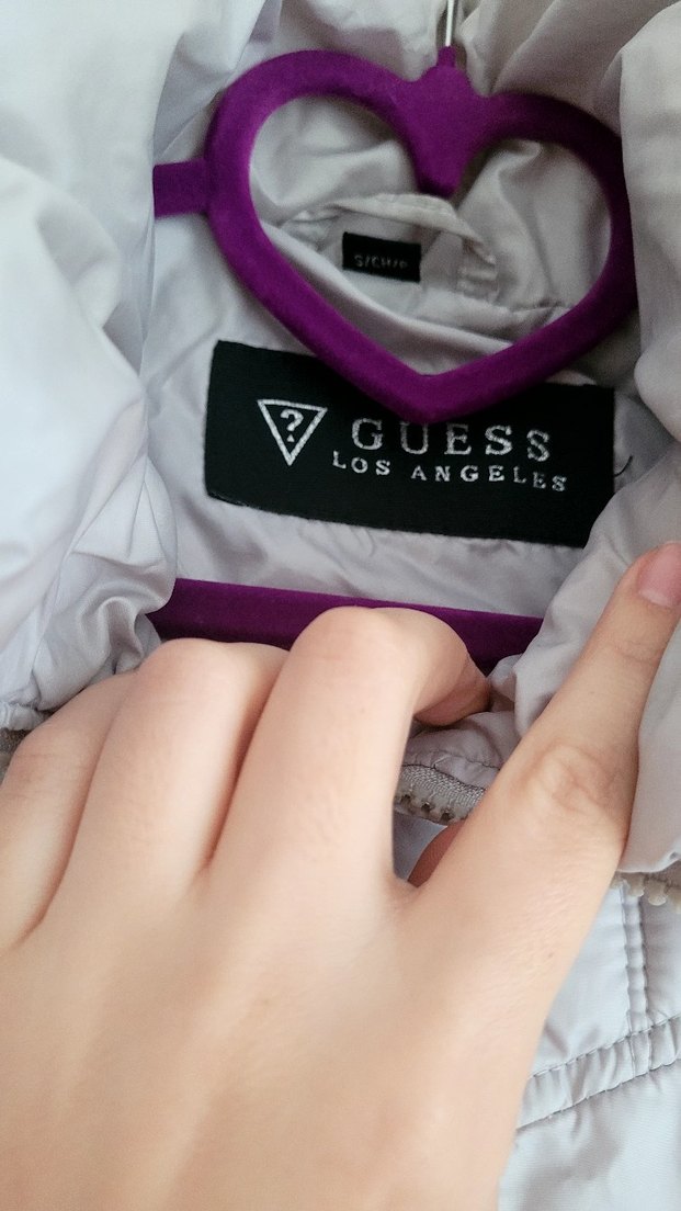 Guess Kürk Detaylı Gri Kaz Tüyü Kadın Kışlık Mont - Görsel 4