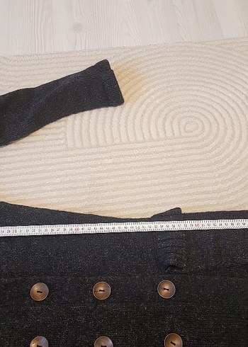 Düğmeli Siyah Uzun Hırka - Görsel 7