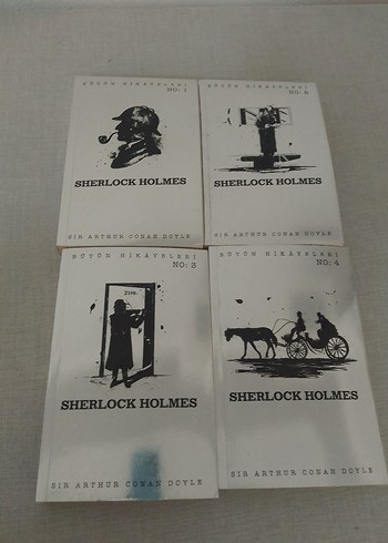 Sherlock Holmes Kitap Seti - 4 Cilt