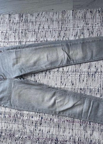 Gri Kadın Denim Normal Boy Dar Kesim Jean - Görsel 2