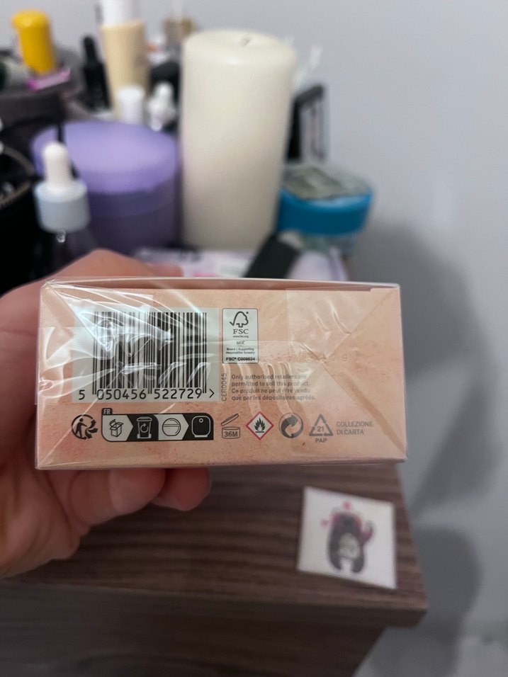 Cerruti 1881 Kadın Parfümü 50ml - Görsel 2