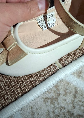 Beyaz Fiyonklu Kız Çocuk Babet Ayakkabı - Görsel 4