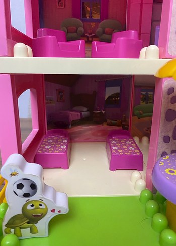 Niloyanın 2 katlı evi