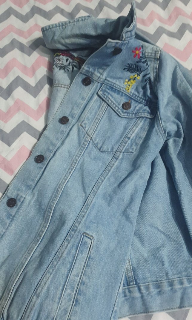 Nakışlı Mavi Kadın Denim Ceket - Görsel 3