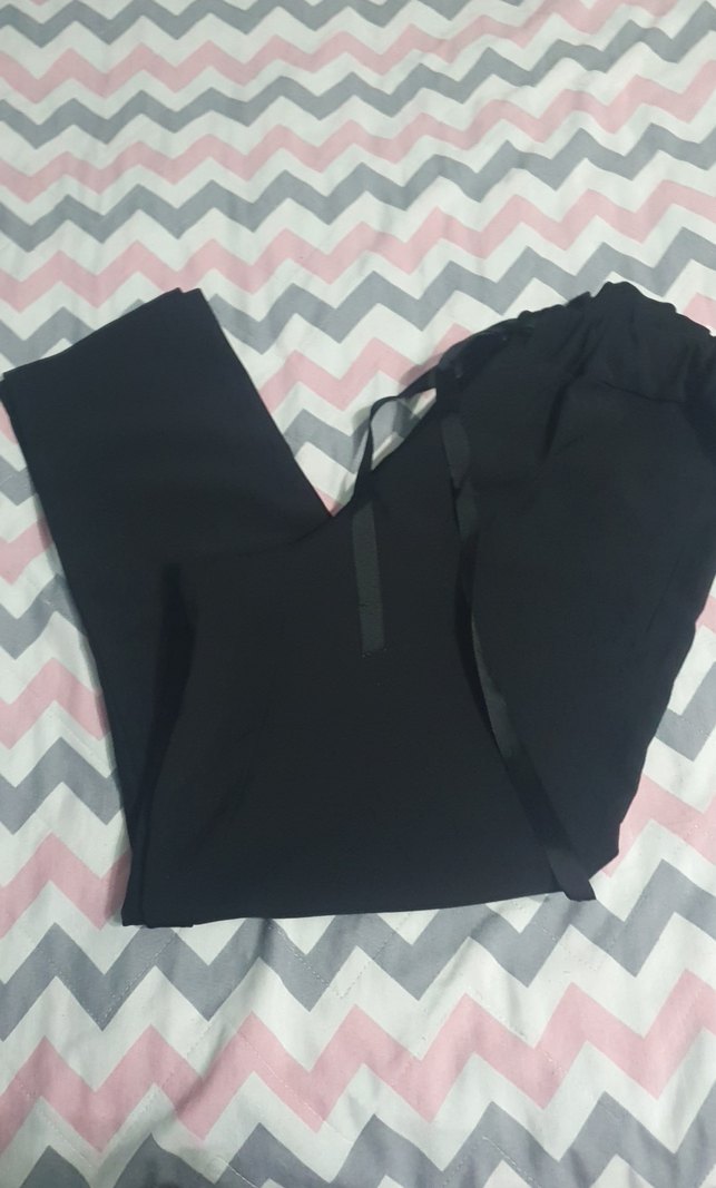 Siyah Kadın Rahat Kesim Kumaş Pantolon - Görsel 3