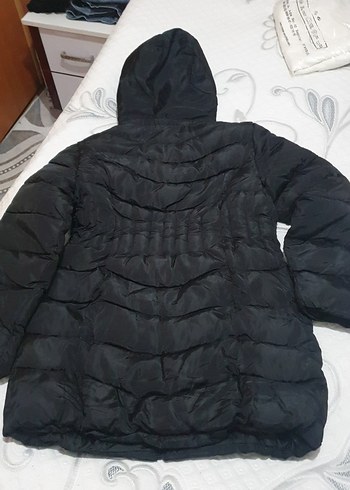 Siyah Kapüşonlu Uzun Kadın Kışlık Mont - Görsel 3