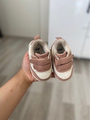 H&M Kız bebek spor ayakkabı