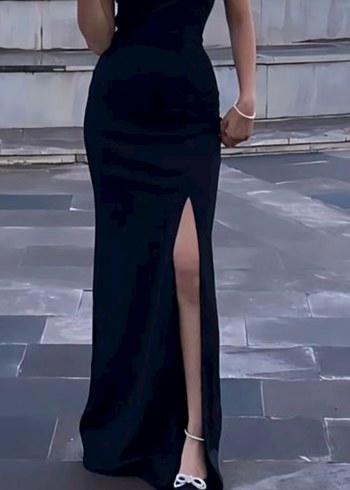 Siyah Uzun Drapeli V Yaka Abiye Elbise - Görsel 2