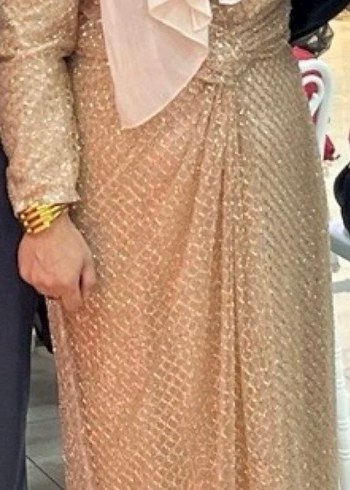 Altın Parlak  Uzun Abiye Elbise - Görsel 2