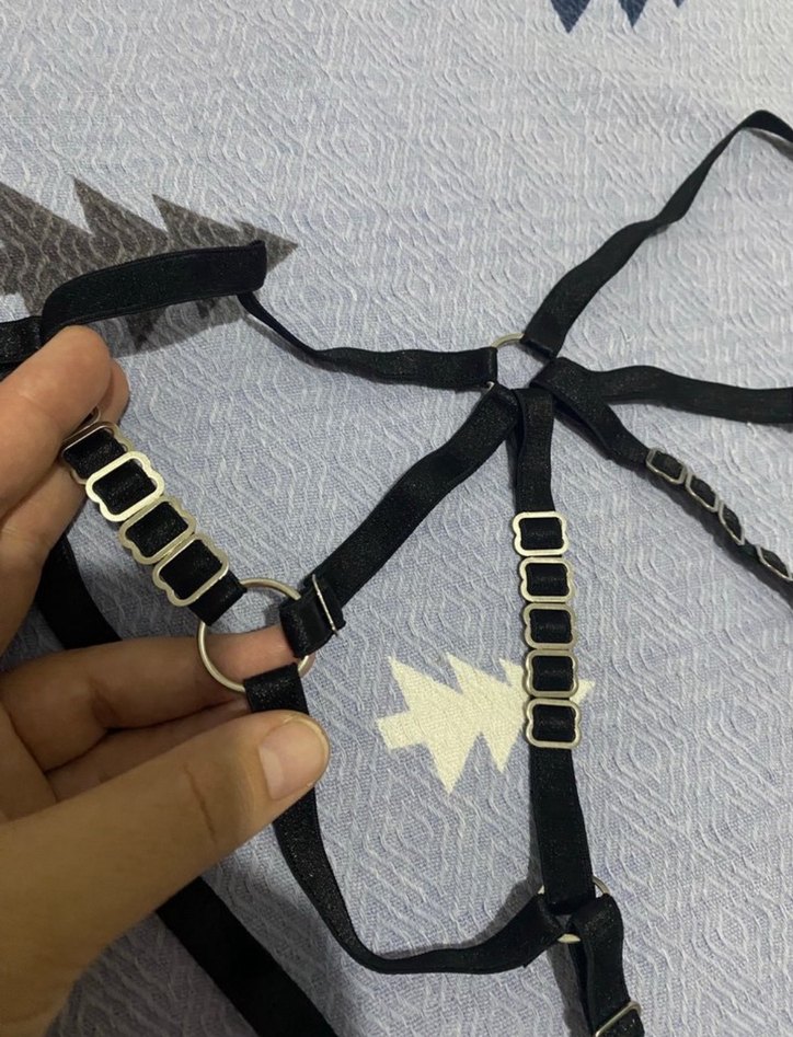 Tokalı Siyah Yılan Desenli Vücut Zinciri - Görsel 2