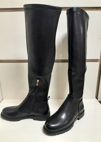 Siyah Deri Diz Üstü Stiletto Çizme