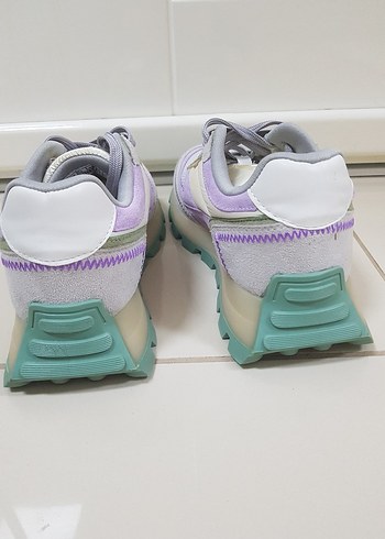 İNCİ Renkli Bağcıklı Kadın Spor Ayakkabı - Görsel 3