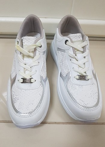 İNCİ BEYAZ SPOR AYAKKABI - Görsel 2
