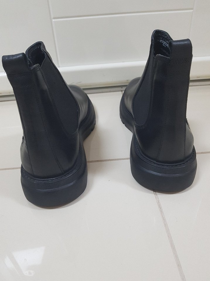 İNCİ HAKİKİ DERİ BOT 44 no - Görsel 4