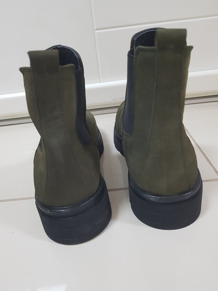 İNCİ HAKİKİ DERİ BOT 41 NO - Görsel 3