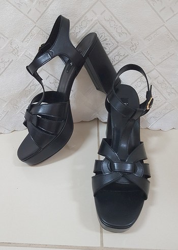 Siyah Platform Topuklu Kadın Sandalet - Görsel 6