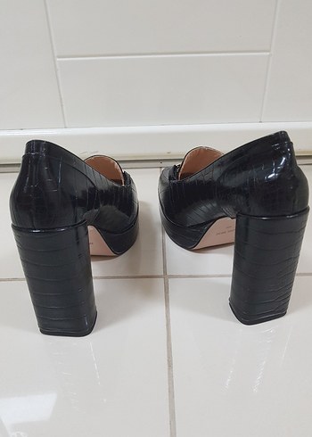 Klasik Siyah Yılan Derisi Platform Topuklu Ayakkabı - Görsel 4