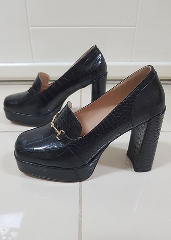 Klasik Siyah Yılan Derisi Platform Topuklu Ayakkabı - Görsel 3