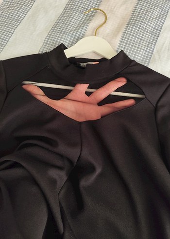 Siyah V Yakalı Transparan Gömlek - Görsel 3