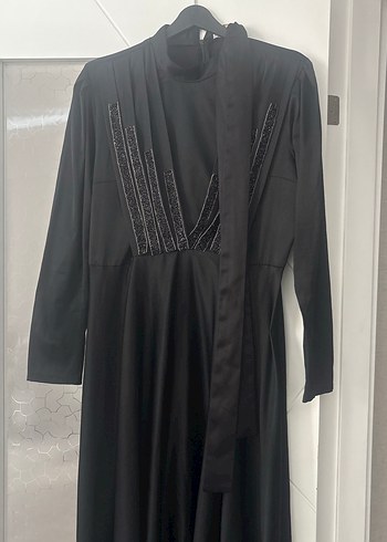 Drapeli Siyah Uzun Gotik Kadın Elbise