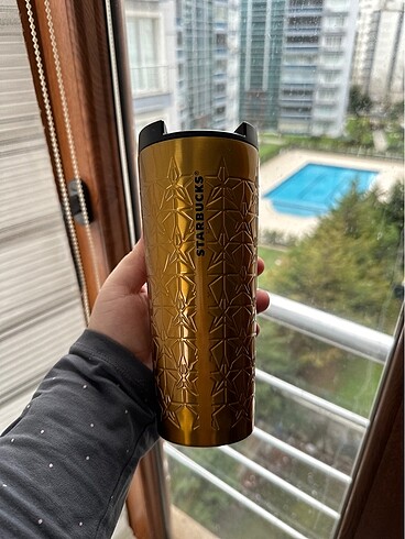 Starbucks Gold Altın sıfır termos?