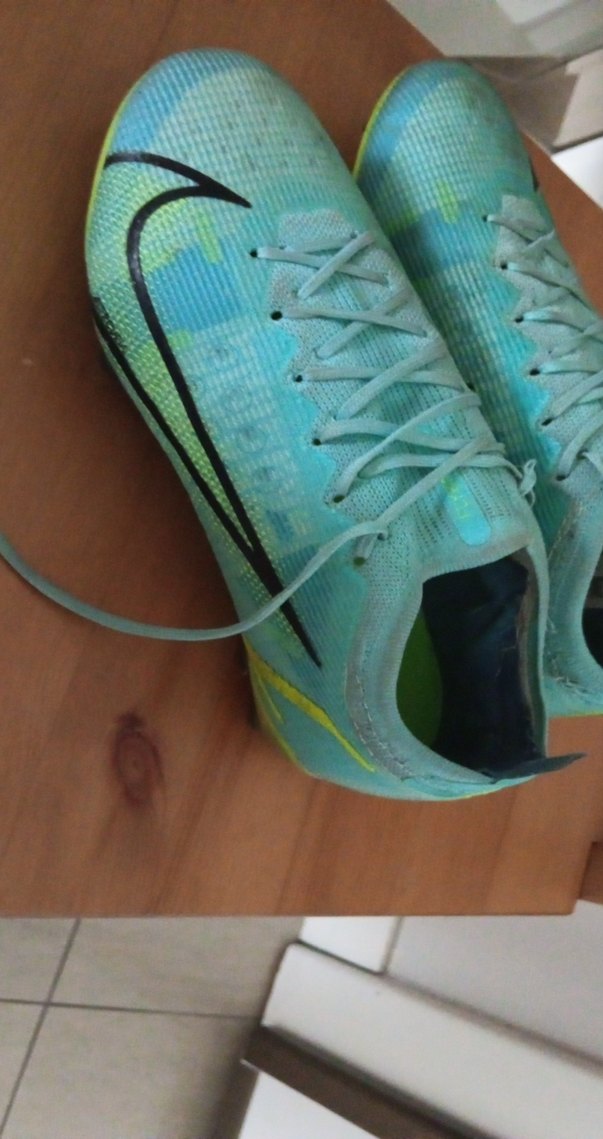 Nike Erkek Mavi Bağcıklı Futbol Ayakkabısı - Görsel 2