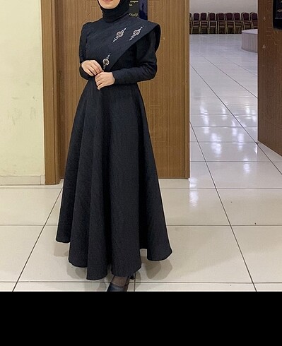 Kayra Elbise