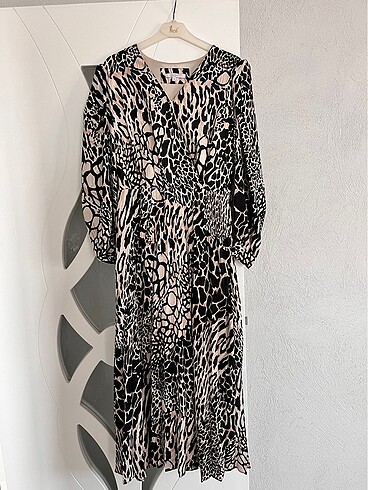 Leopar desen elbise