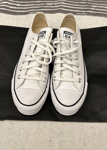 Converse spor ayakkabı