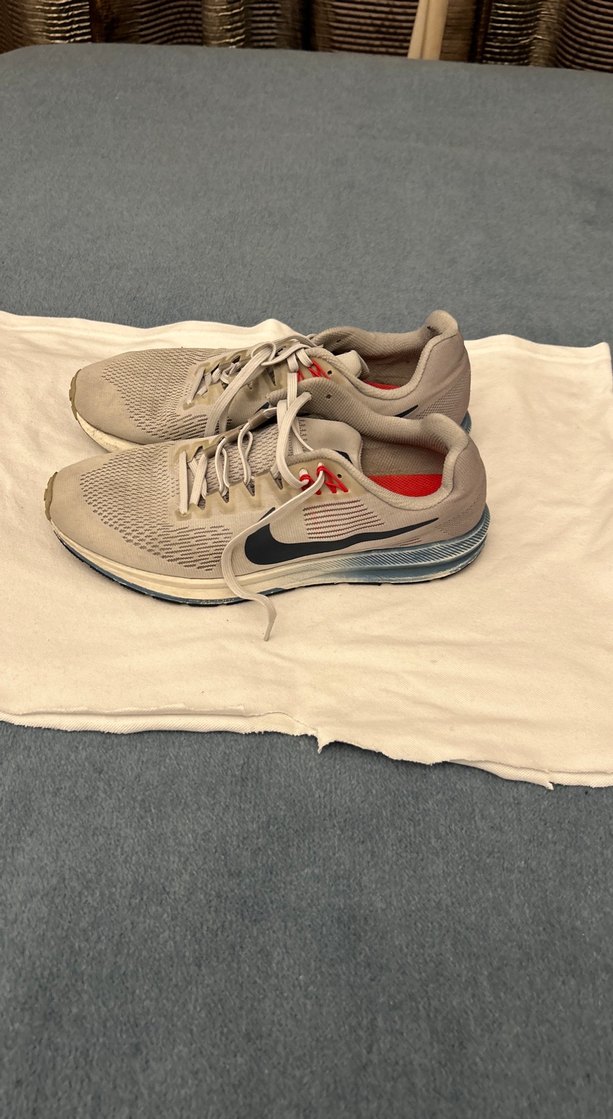 Nıke spor ayakkabı - Görsel 3