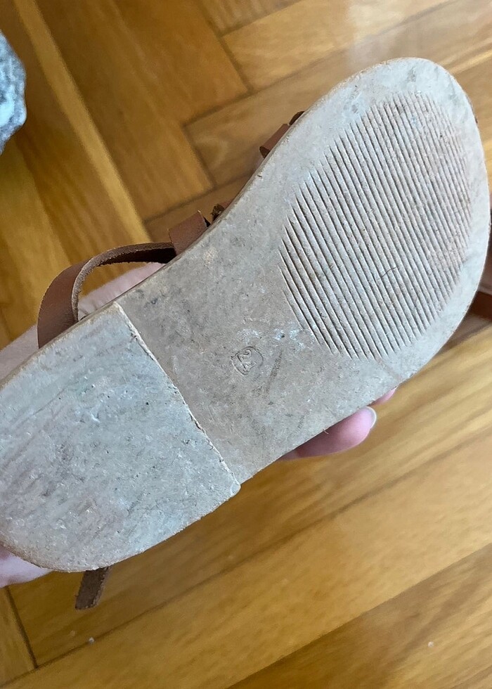 Mango kız çocuk deri sandalet - Görsel 5