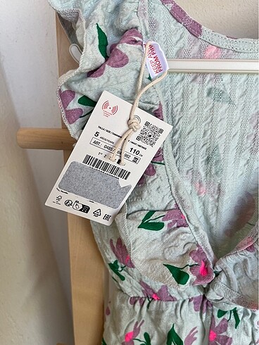 Zara kız çocuk desenli tulum - Görsel 5
