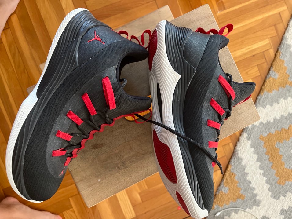 Nike Kırmızı-Siyah Basketbol Ayakkabısı - Görsel 3