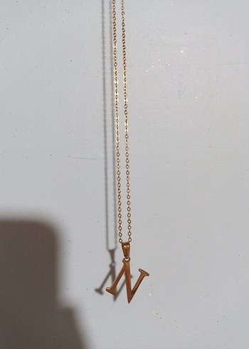 Altın Renk Zincir Detaylı Midi Kolye N harfi - Görsel 4