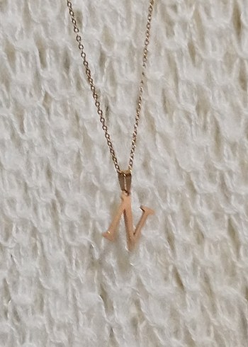 Altın Renk Zincir Detaylı Midi Kolye N harfi - Görsel 3