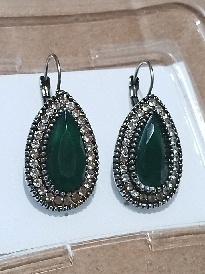 Yeşil Boncuklu Uzun Bohem Küpe - Görsel 4