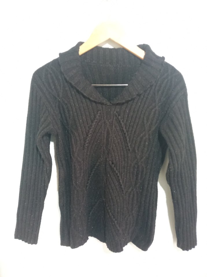 Siyah Yüksek Yakalı Örgü Kadın Kazak - Görsel 2