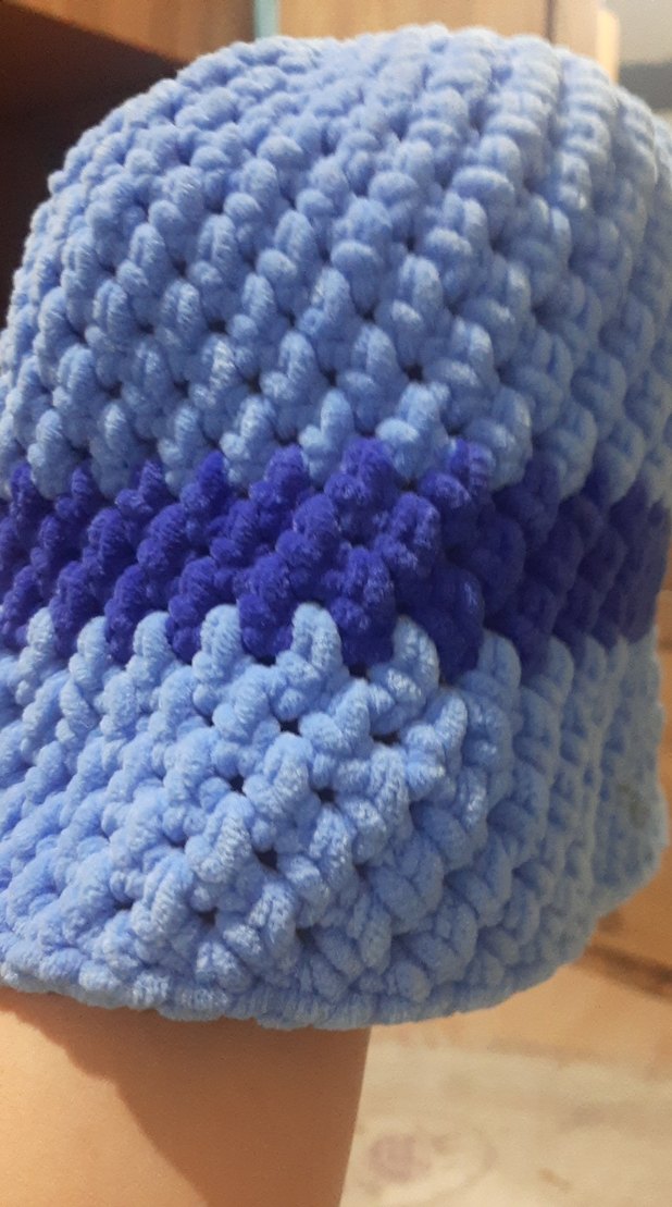 renk mavi sapka - Görsel 2