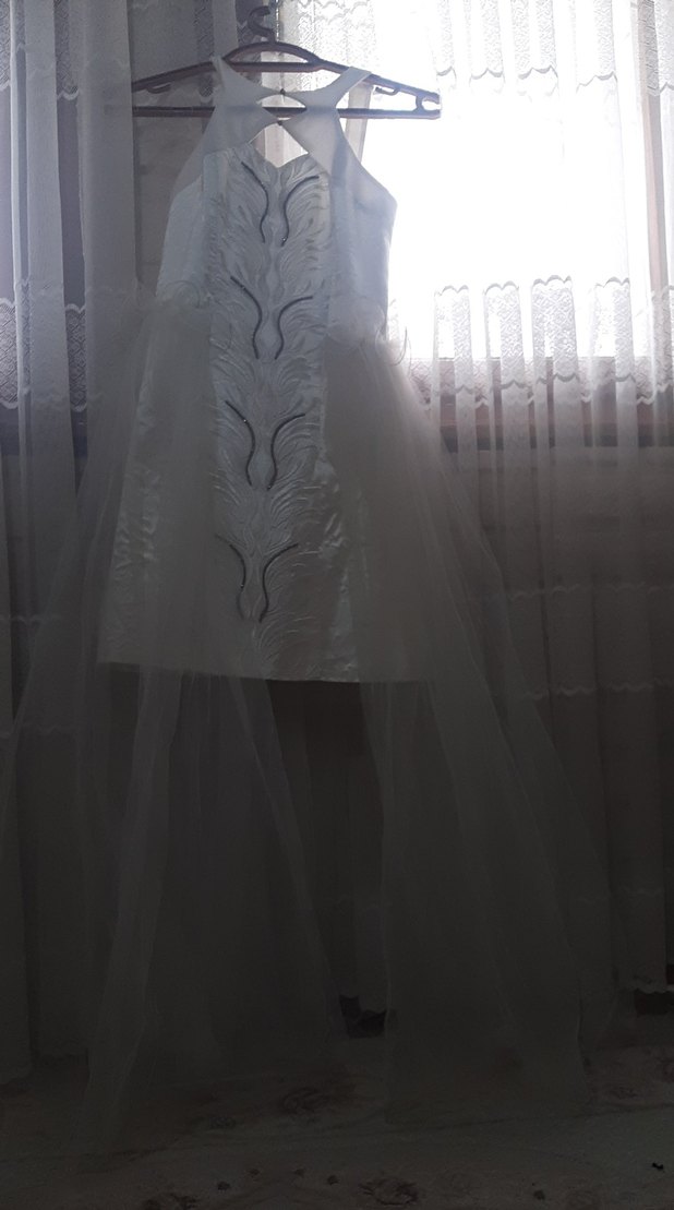 Beyaz Parlak Straplez A-line Gelinlik - Görsel 4