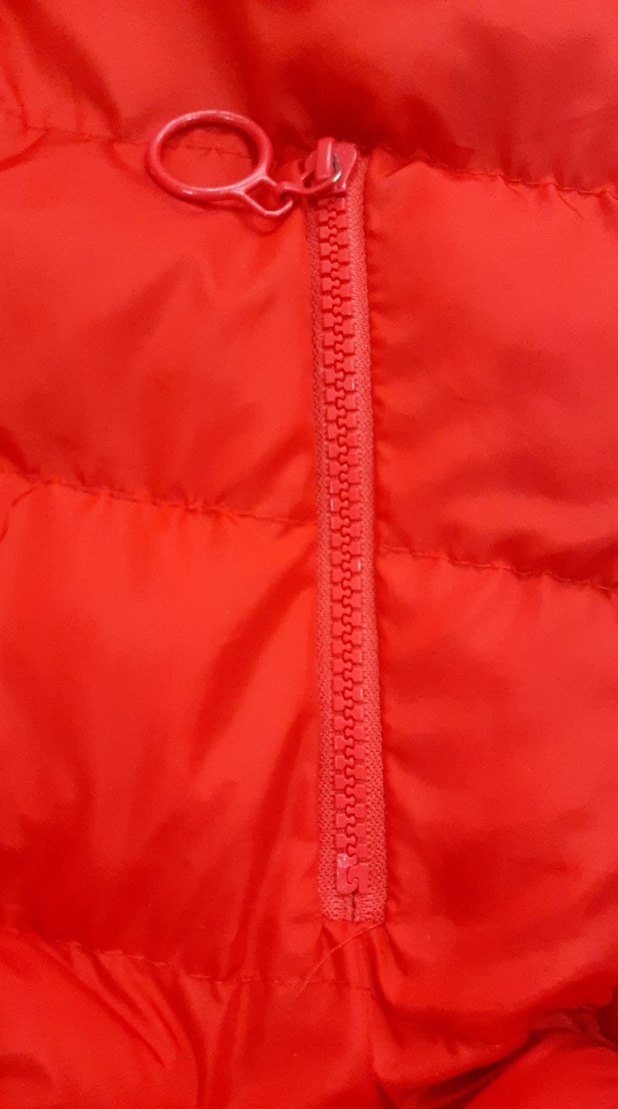 kirmizi şapkalı erkek yelegi - Görsel 3